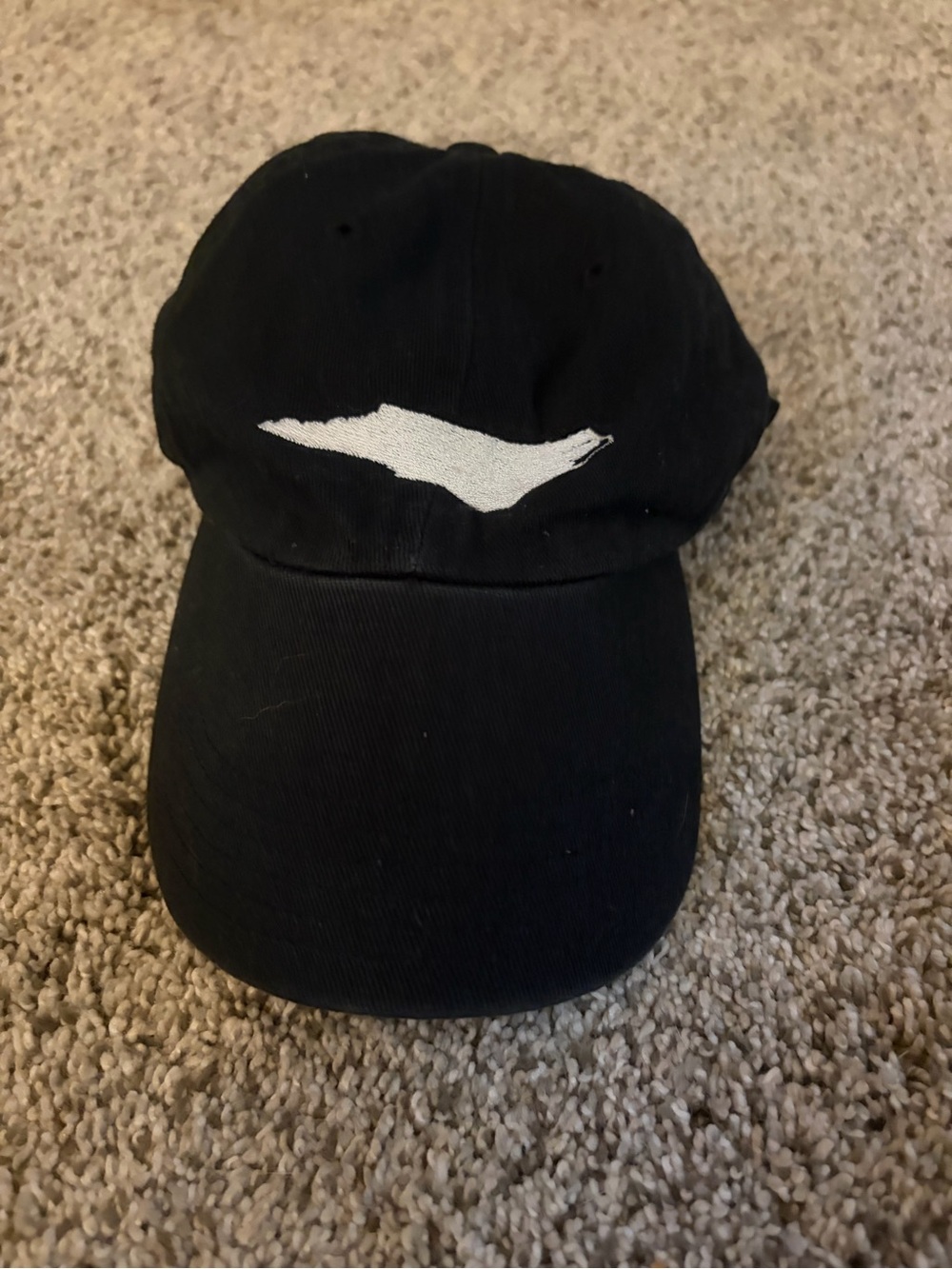 Adult NC State Outline Black Baseball Hat OS